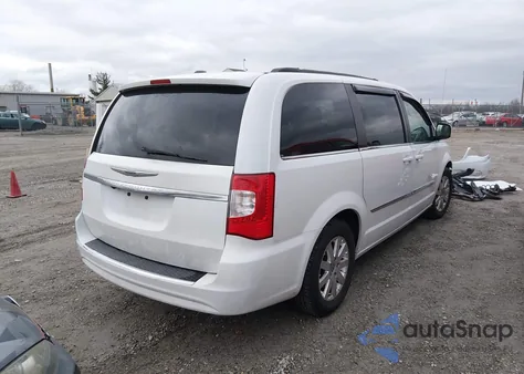 2014 Chrysler Town & Country Touring z USA, uszkodzony, nr VIN 2C4RC1BG8ER195132